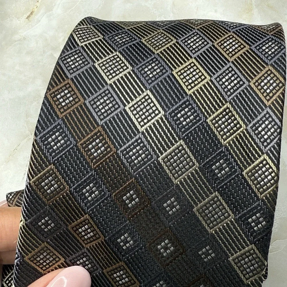 NWOT Pronto Uomo Silk Tie Triangle‎ Blue Brown X-Long 3 1/2